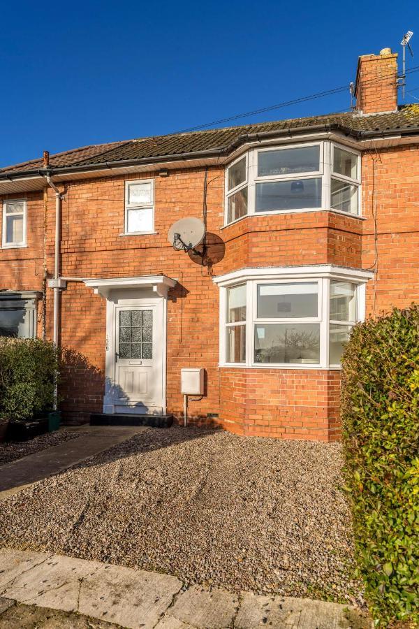 Hampton House - Sleeps 7 - Free Parking And Wifi Hébergement de vacances